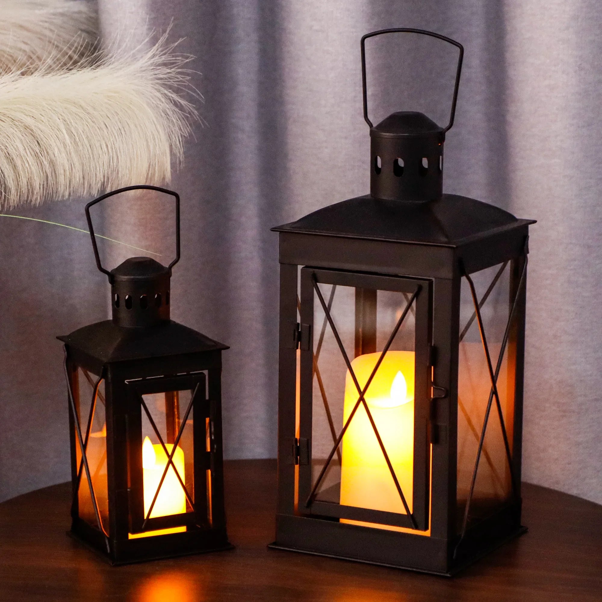 White hanging lantern variant, lit